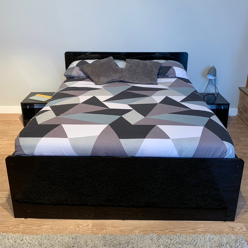 Nordika Black Gloss 4ft6 Storage Bed 