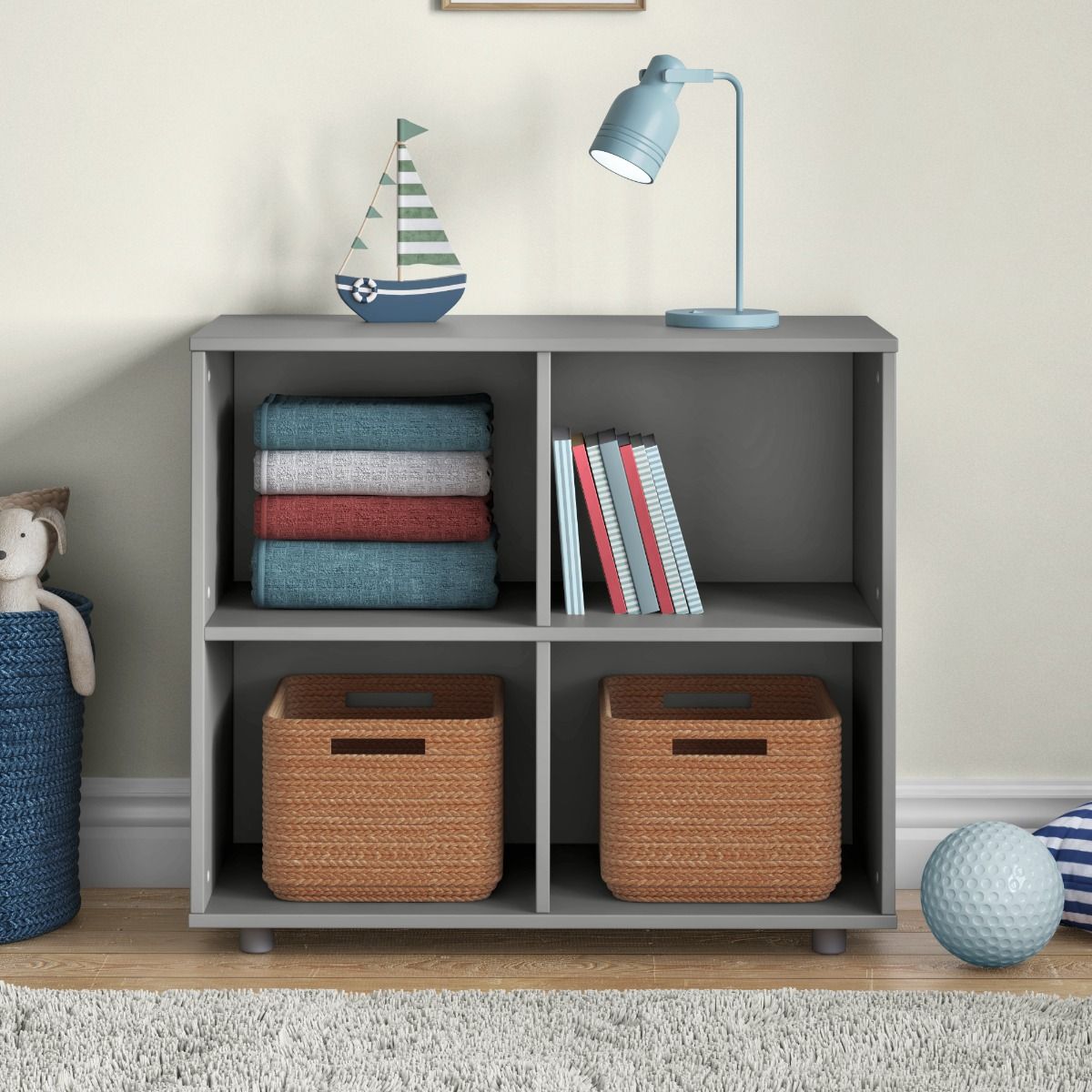 Zoomed Front View of Uno S Grey Cube Unit